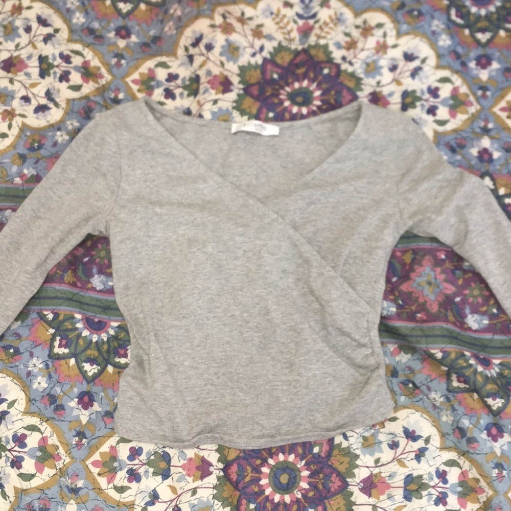 Grey crop top